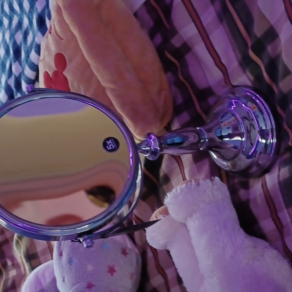 - Mb modern  beauty  woman mirror - Picture 1 of 2